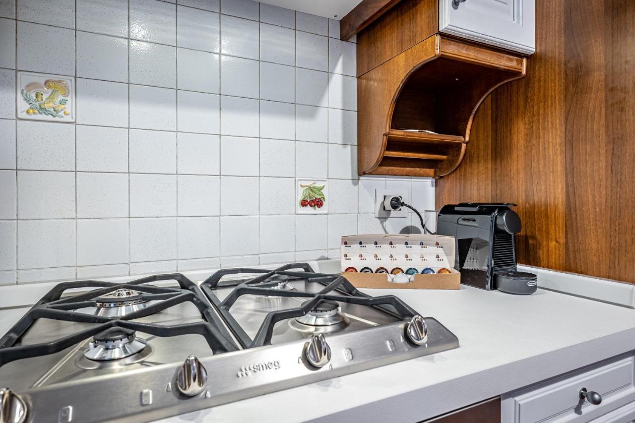 Yid Elegant Apt With Garage Флоренция Экстерьер фото